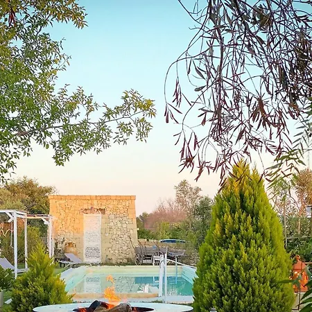 Masseria Vittoria בית כפרי *